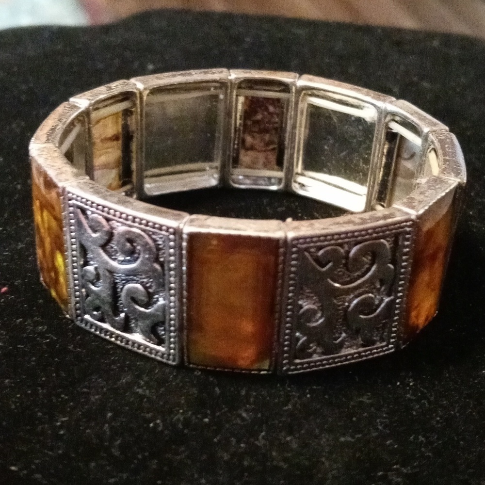Amber and silver metal stretchy band